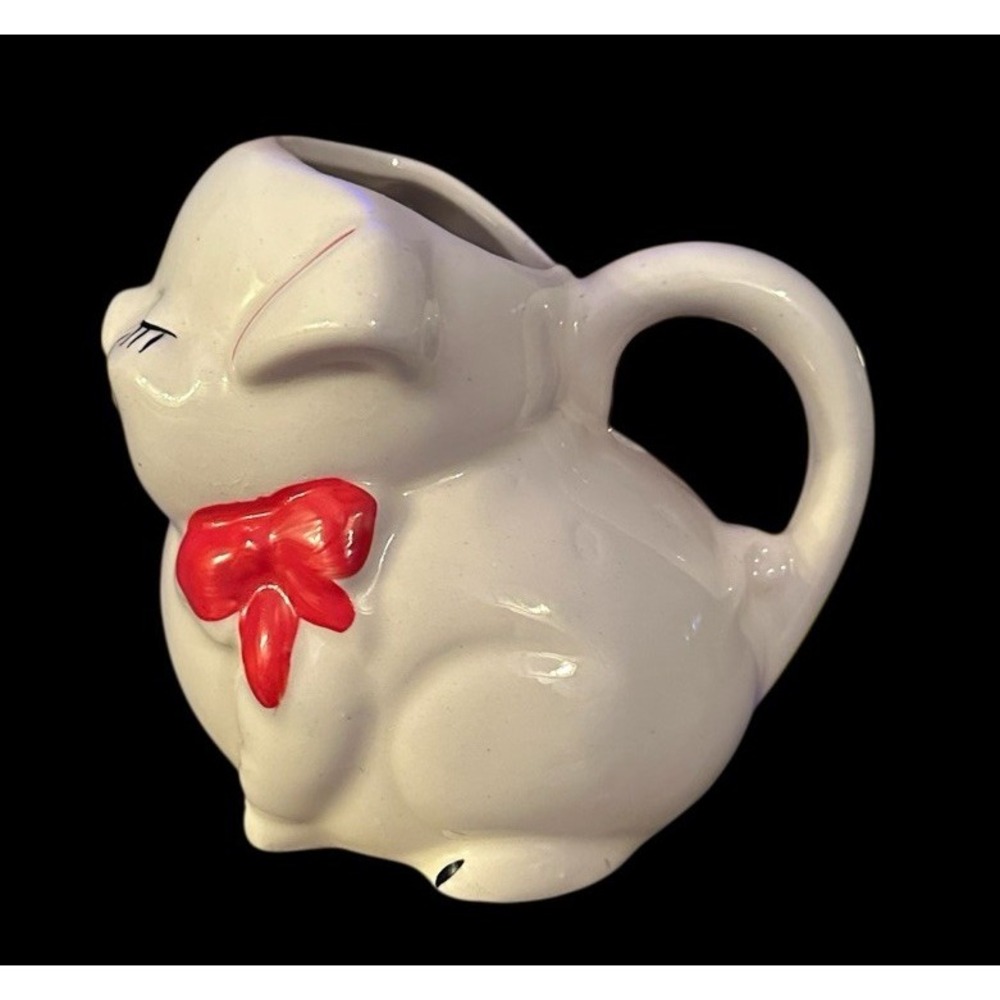 Vintage Shawnee Pottery‎ Pitcher Creamer Smiling Pig Red Bow 1950s